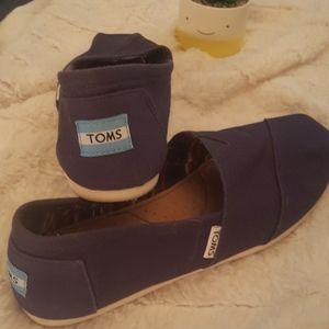 Navy Blue Tom's Shoes 7.5